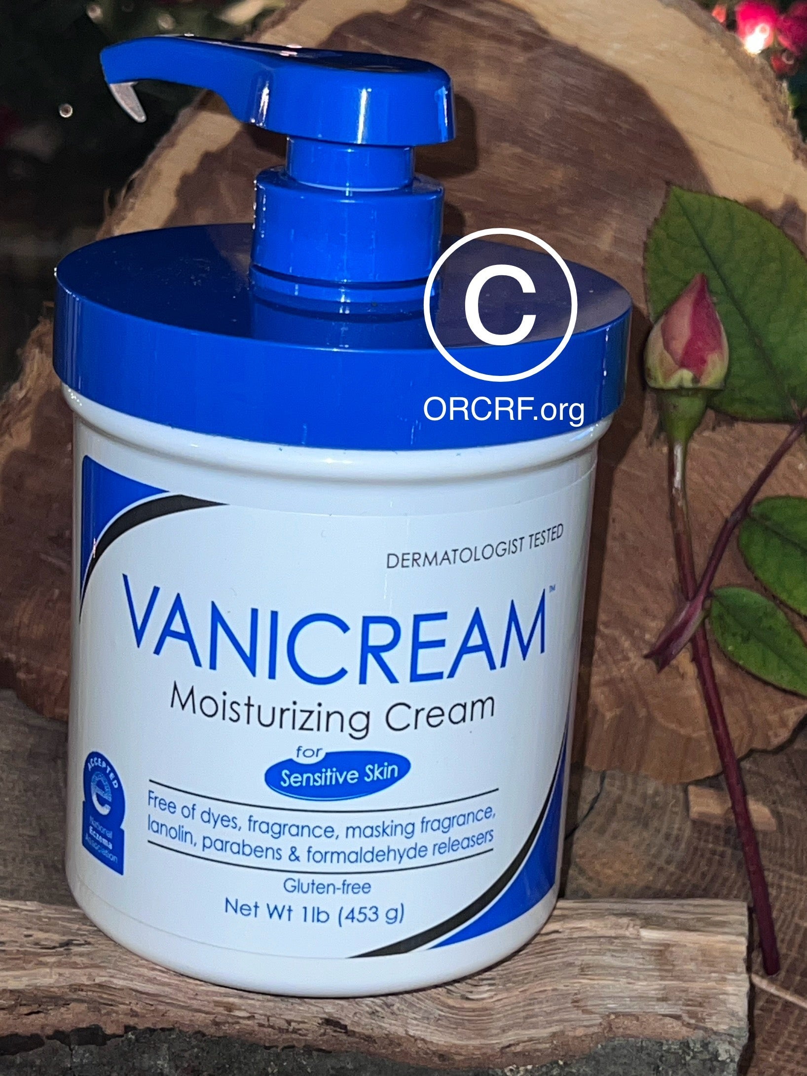 Vanicream MOISTURIZING SKIN CREAM with PUMP DISPENSER for SENSITIVE SKIN - 16 fl oz (1 lb) - Moisturizer Formulated Without Common Irritants for Those with Sensitive Skin - Supporting ORCRF.org